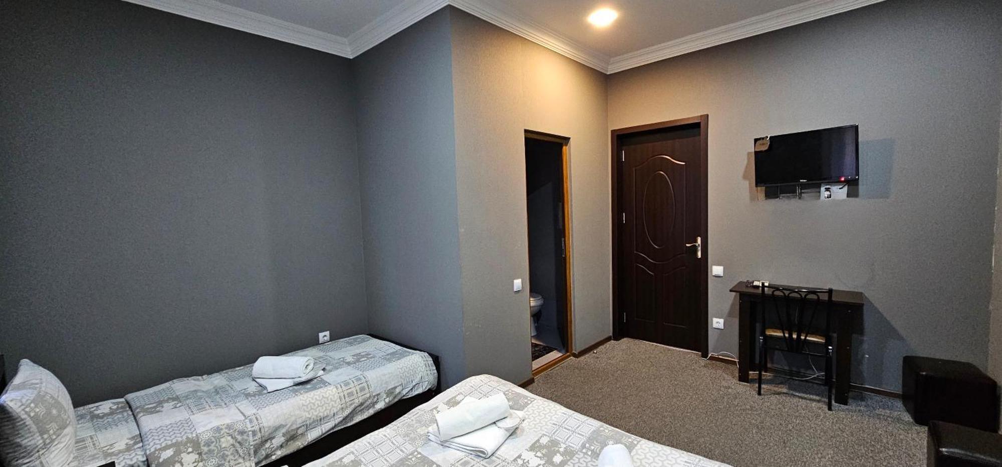 7 Rooms Tiflis Exterior foto