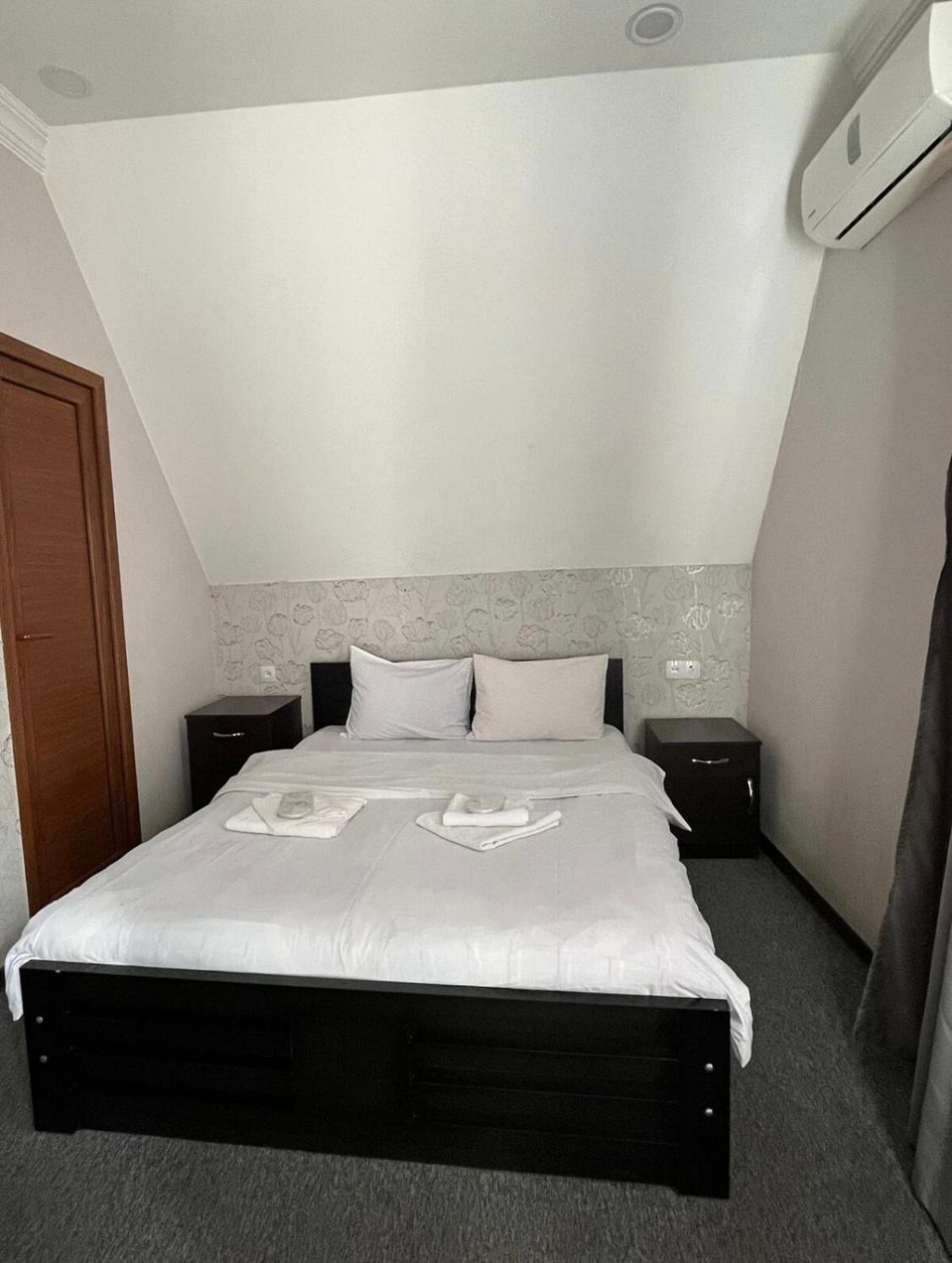 7 Rooms Tiflis Exterior foto